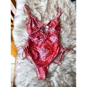 Bond-Eye Tied Together OP XS